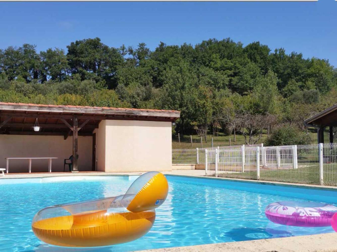 Seuls En Pleine Nature - Gite La Cote Blanche Puygaillard-de-Quercy 外观 照片