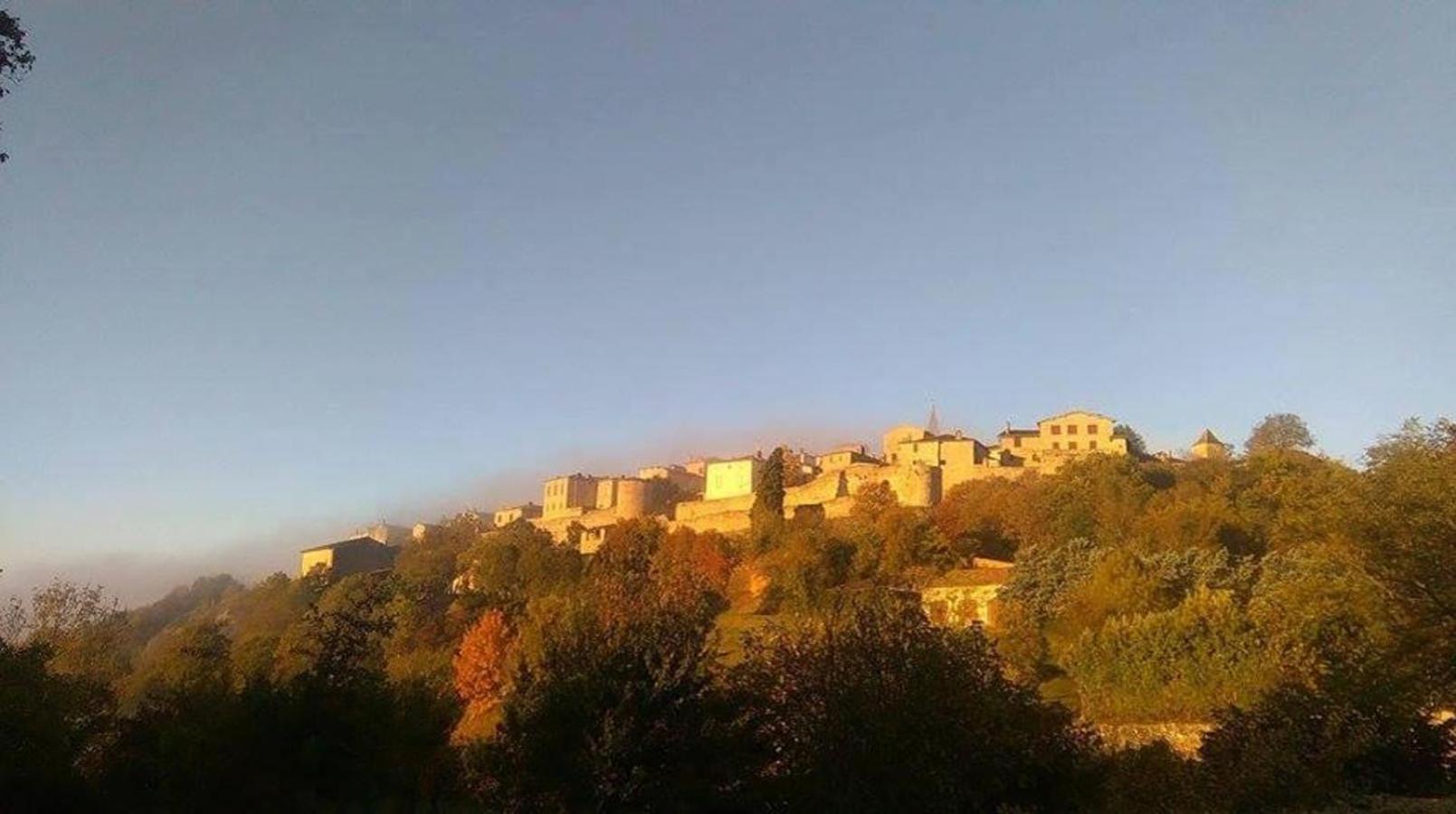Seuls En Pleine Nature - Gite La Cote Blanche Puygaillard-de-Quercy 外观 照片
